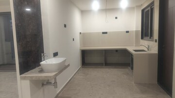 Bathroom in 3 BHK Apartment at Banjara Hills – for Sale