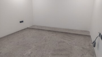 Room in 3 BHK Apartment at Banjara Hills – for Sale