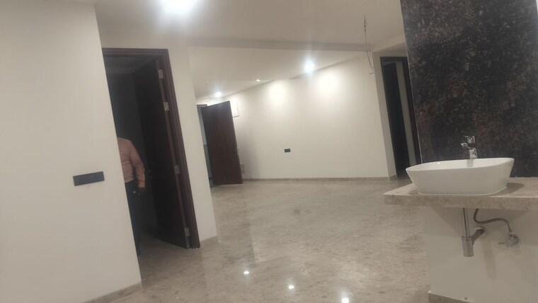 Room, banjara hills 3 Bedroom 2200 Sq.Ft. Apartment In Banjara Hills Hyderabad 9962749