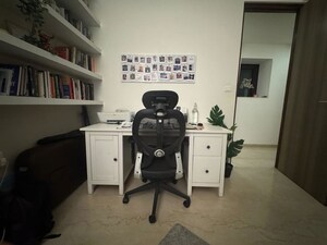 Team Area in 2 BHK Apartment at Lodha Allura, Worli – for Sale