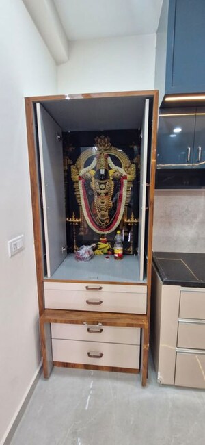 Furnished Amenities in 3 BHK Builder Floor at Kondapur – for Rent