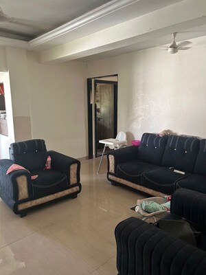 Living Room in 2 BHK Apartment at Andheri West – for Rent