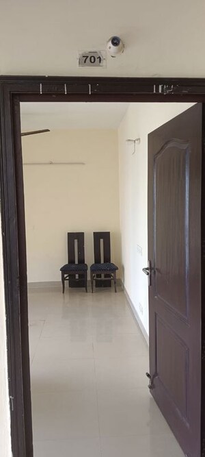 3 BHK Apartment For Rent in Amrapali Silicon City, Sector 76