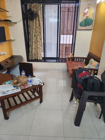 Team Area in 1 BHK Apartment at Bullion House, Bhuleshwar – for Rent