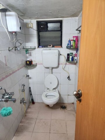 Bathroom in 1 BHK Apartment at Bullion House, Bhuleshwar – for Rent