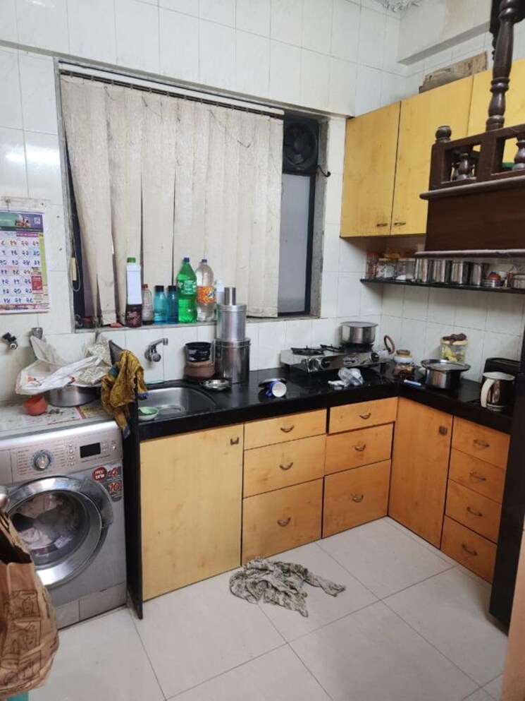 Kitchen, bullion-house 1 Bedroom 450 Sq.Ft. Apartment In Bhuleshwar Mumbai 9962781