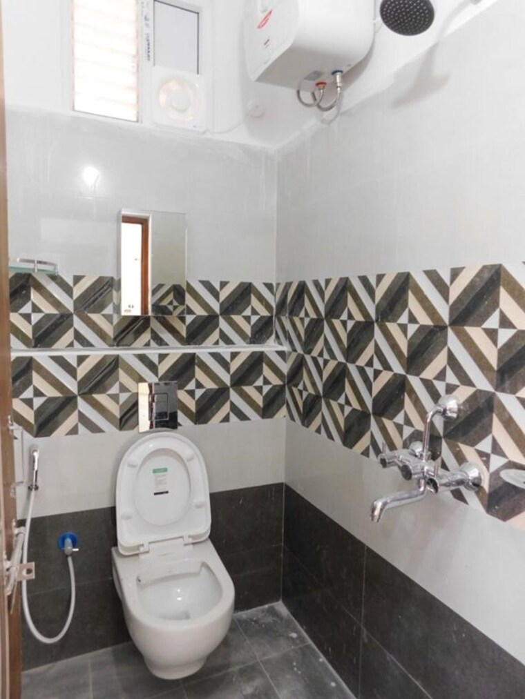 Bathroom, kondapur 2 Bedroom 1450 Sq.Ft. Builder Floor In Kondapur Hyderabad 9962786