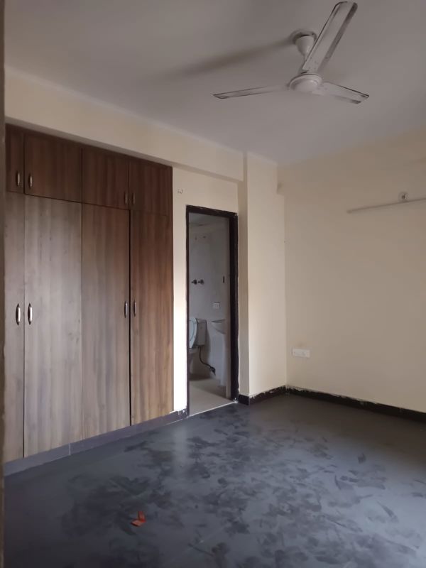 2 BHK + Pooja Room Apartment For Rent in Gardenia Golf City
