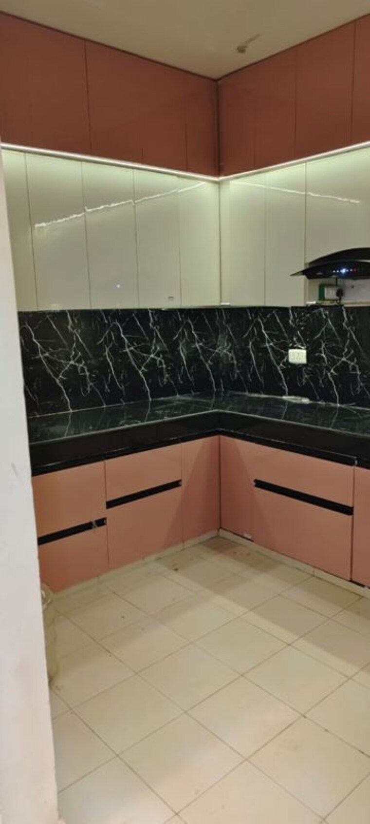Kitchen, siddharth vihar 3.5 Bedroom 1800 Sq.Ft. Apartment In Siddharth Vihar Ghaziabad 9962806