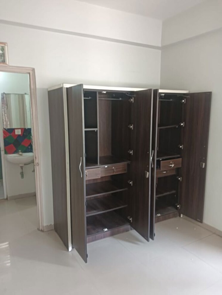 Room, rajyash-reevanta 2 Bedroom 650 Sq.Ft. Apartment In Vasna Ahmedabad 9962820