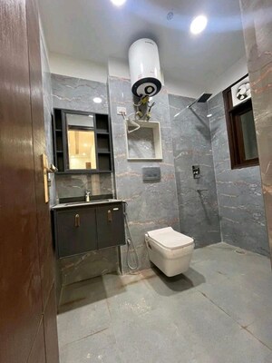 Bathroom in 3 BHK Apartment at Palm Residency Chhatarpur, Chattarpur – for Rent