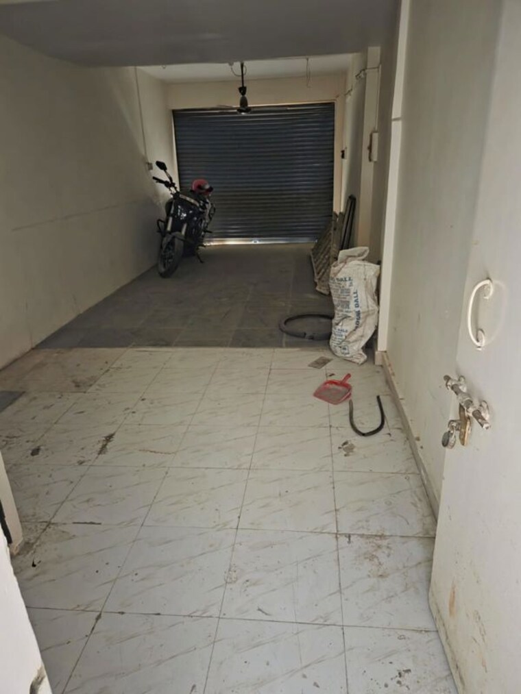 Bathroom, karve nagar Commercial Shop 250 Sq.Ft. In Karve Nagar Pune 9962849