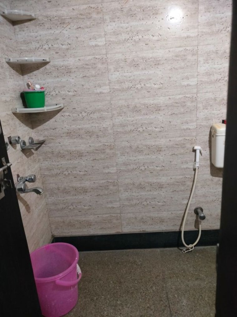 Bathroom, saket 1 RK 400 Sq.Ft. Builder Floor In Saket Delhi 9962856
