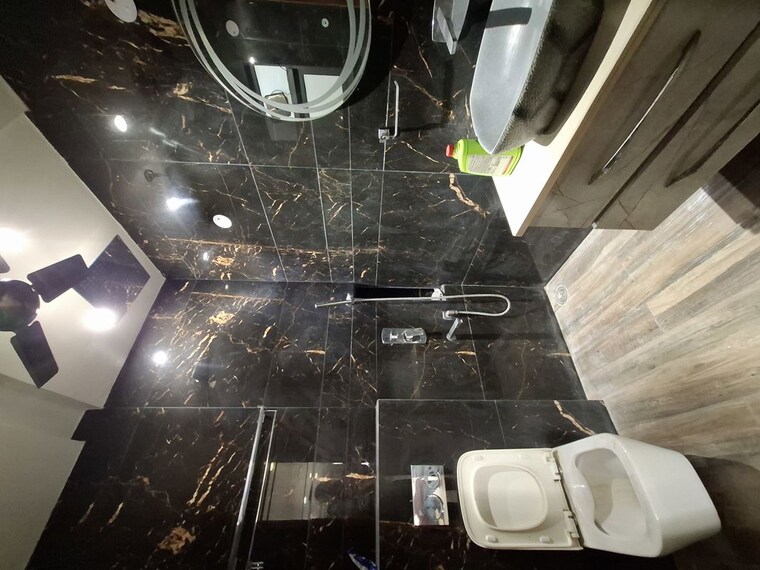 Master Bedroom, greater kailash i 3 Bedroom 1800 Sq.Ft. Builder Floor In Greater Kailash I Delhi 9962857