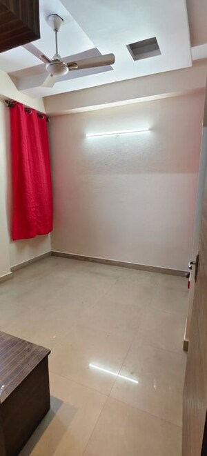 Room in 1 BHK Builder Floor at Niti Khand I – for Rent