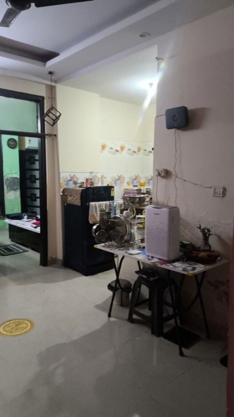 Master Bedroom, shakti khand iv 3 Bedroom 1350 Sq.Ft. Builder Floor In Shakti Khand iv Ghaziabad 9960306