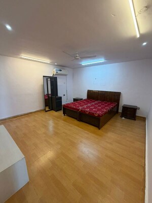 Bedroom in 1 BHK Builder Floor at Shivalik Colony – for Rent