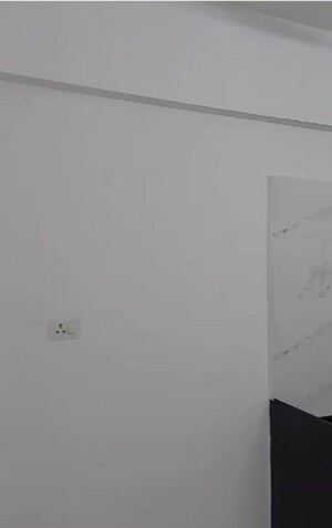 Furnished Amenities in 3 BHK Apartment at Kumar Pinakin, Baner – for Rent