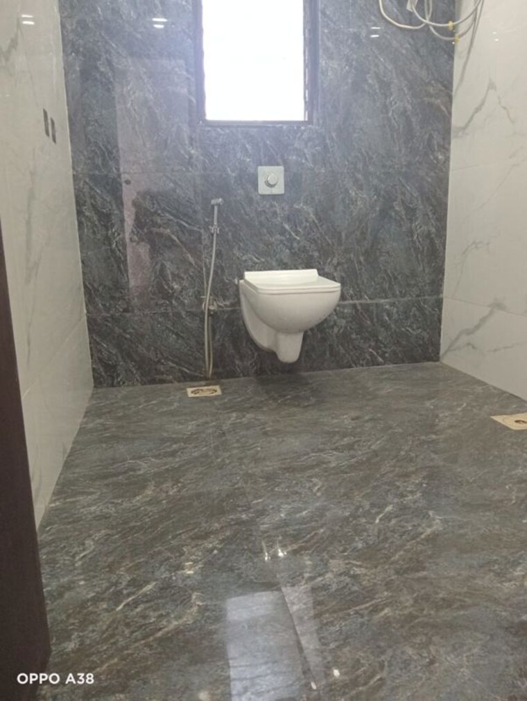 Other, juhu 4 Bedroom 2600 Sq.Ft. Apartment In Juhu Mumbai 9962897