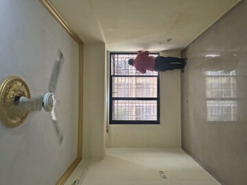 1 BHK Apartment For Rent in Kurla East