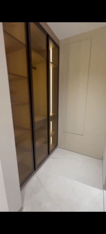 4 BHK + Pooja Room Apartment For Rent in Dev Leo Tower