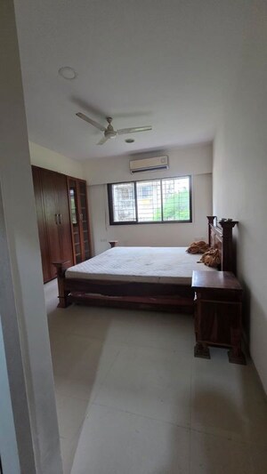 Bedroom in 3 BHK Apartment at Juhu – for Rent