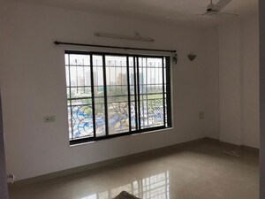 Room in 4 BHK Apartment at Andheri West – for Rent