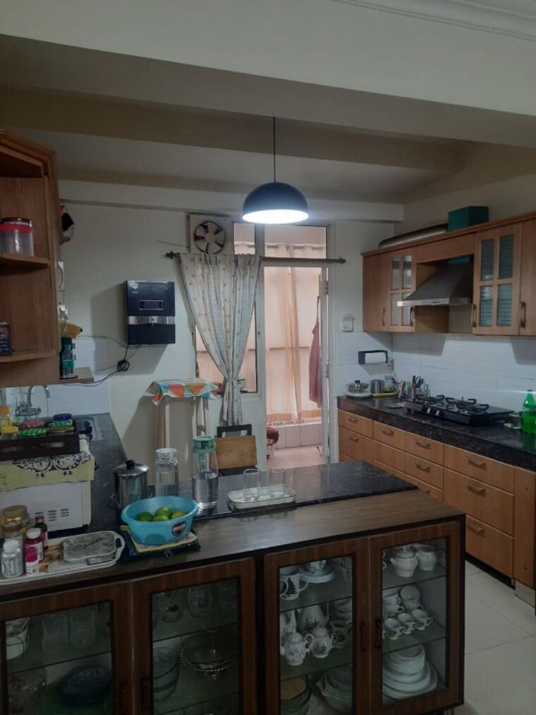 Kitchen, gulshan-emerald-heights 3.5 Bedroom 1895 Sq.Ft. Apartment In Vaishali Sector 7 Ghaziabad 9962992