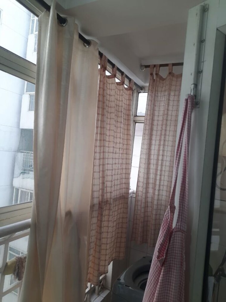 undefined, gulshan-emerald-heights 3.5 Bedroom 1895 Sq.Ft. Apartment In Vaishali Sector 7 Ghaziabad 9962992