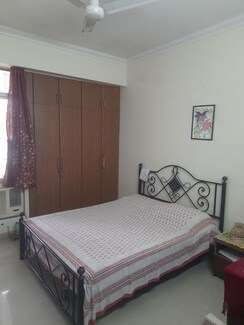3.5 BHK + Pooja Room,Extra Room Apartment For Sale in Gulshan Emerald Heights
