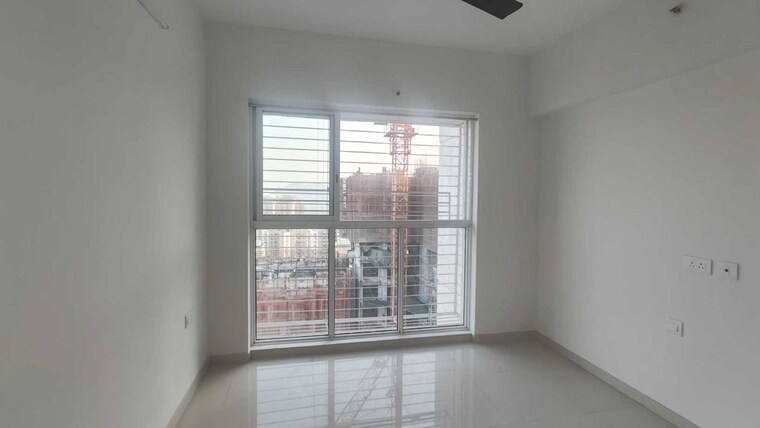 Room, lodha-splendora 1 Bedroom 490 Sq.Ft. Apartment In Ghodbunder Road Thane 9962995