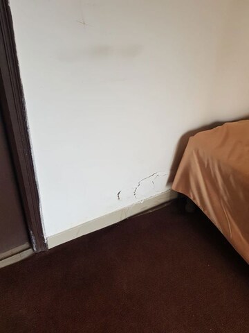 Room in 1 BHK Apartment at Ashirwad Apartments Alpha 1, Alpha 1 Greater Noida – for Sale