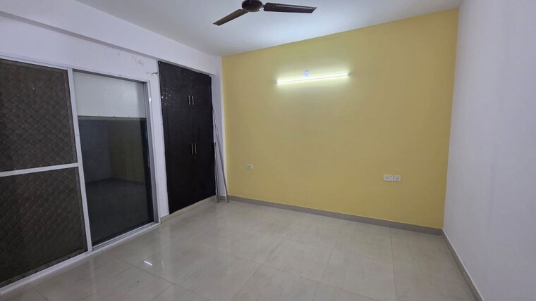 Room, gaur-sportswood 3 Bedroom 916 Sq.Ft. Apartment In Sector 79 Noida 9963027