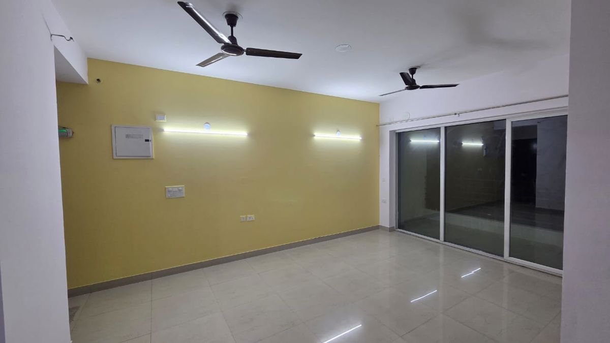 3 BHK Apartment For Rent in Gaur Sportswood