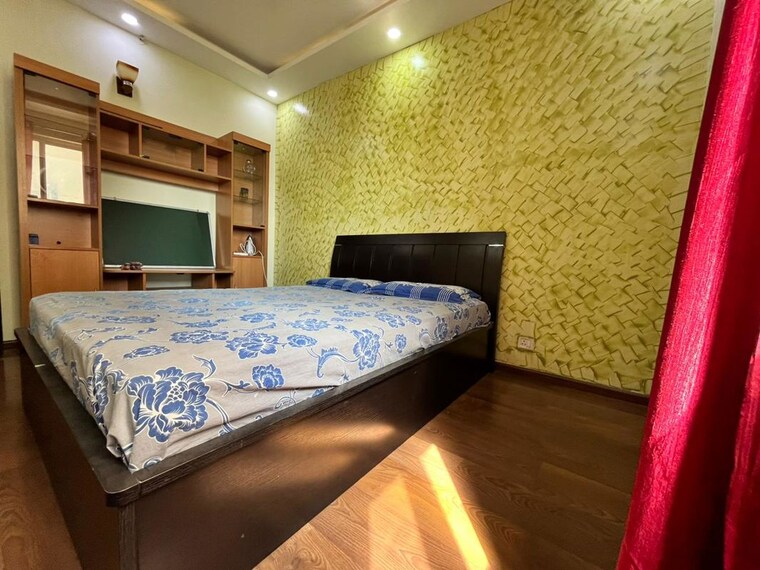 Bedroom, gaur-sportswood 3.5 Bedroom 2280 Sq.Ft. Apartment In Sector 79 Noida 9963029