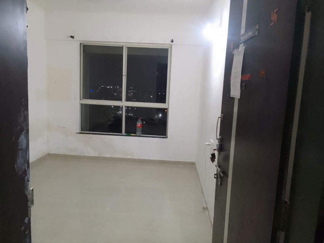 1 BHK + Extra Room Apartment For Sale in Vedant Kingston Serene
