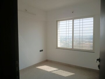 Room in 2 BHK Apartment at Skyrise Sparkle, Dhanori – for Rent