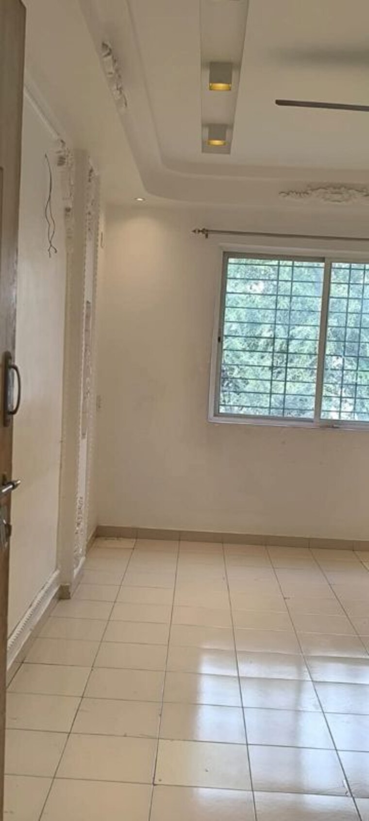 Room, dugad-suswani-complex 1 Bedroom 630 Sq.Ft. Apartment In Kondhwa Pune 9956372