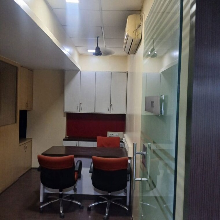 Team Area, kpct-mall Commercial Office Space 2200 Sq.Ft. In Wanowrie Pune 9948179