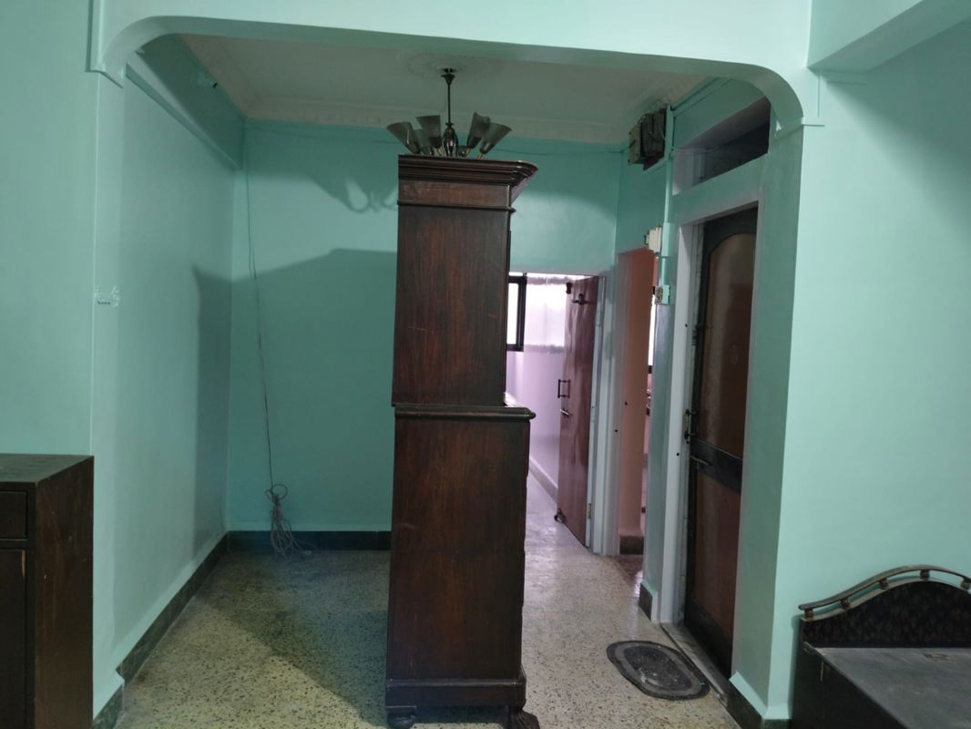 1 BHK + Extra Room 1000 Sq.Ft. Apartment in Siddhartha Tower