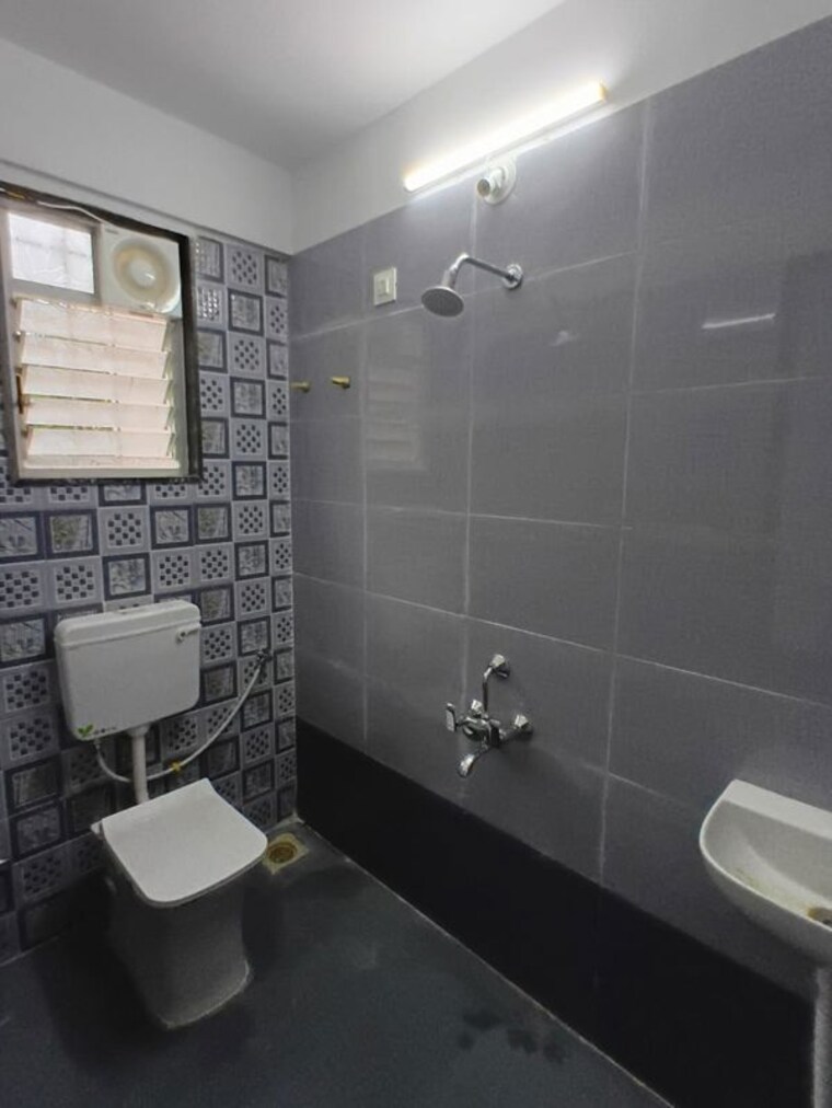 Attached Bathroom, chandan-garden 3 Bedroom 1200 Sq.Ft. Apartment In Nibm Road Pune 9931198