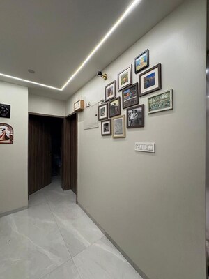 Room in 3 BHK Apartment at Oxy Beaumonde, Viman Nagar – for Rent