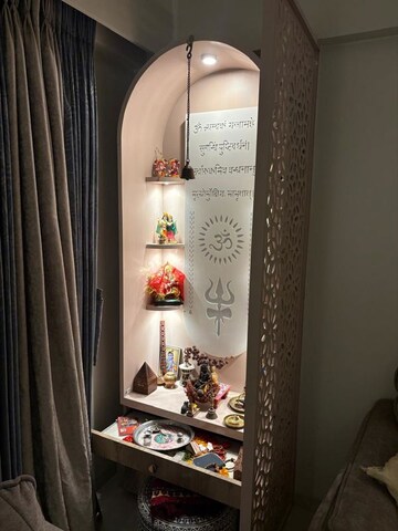 Furnished Amenities in 3 BHK Apartment at Oxy Beaumonde, Viman Nagar – for Rent