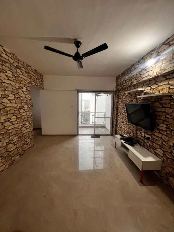 2 BHK + Pooja Room,Servant Room,Extra Room Apartment For Rent in Venkatesh Graffiti