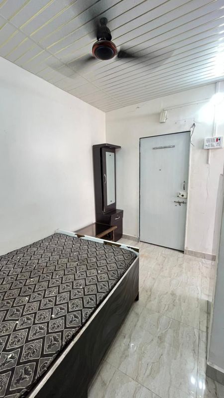 3 BHK + Pooja Room Apartment For Rent in Hiranandani Highland