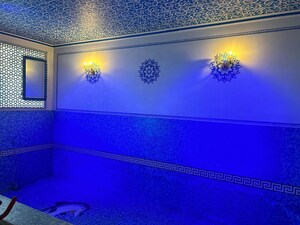 Swimming Pool in 6+ BHK Villa at Sector 47 – for Sale