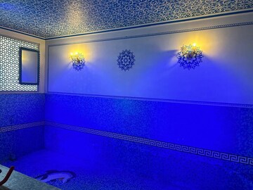 Swimming Pool in 6+ BHK Villa at Sector 47 – for Sale