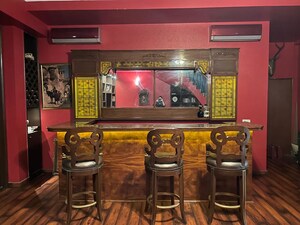 Furnished Amenities in 6+ BHK Villa at Sector 47 – for Sale