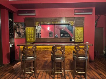 Furnished Amenities in 6+ BHK Villa at Sector 47 – for Sale