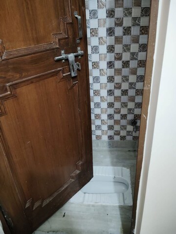 Bathroom in 1.5 BHK Independent House at Sector 22 – for Rent